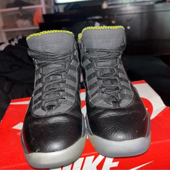 Jordan, Size 8’5, black and green